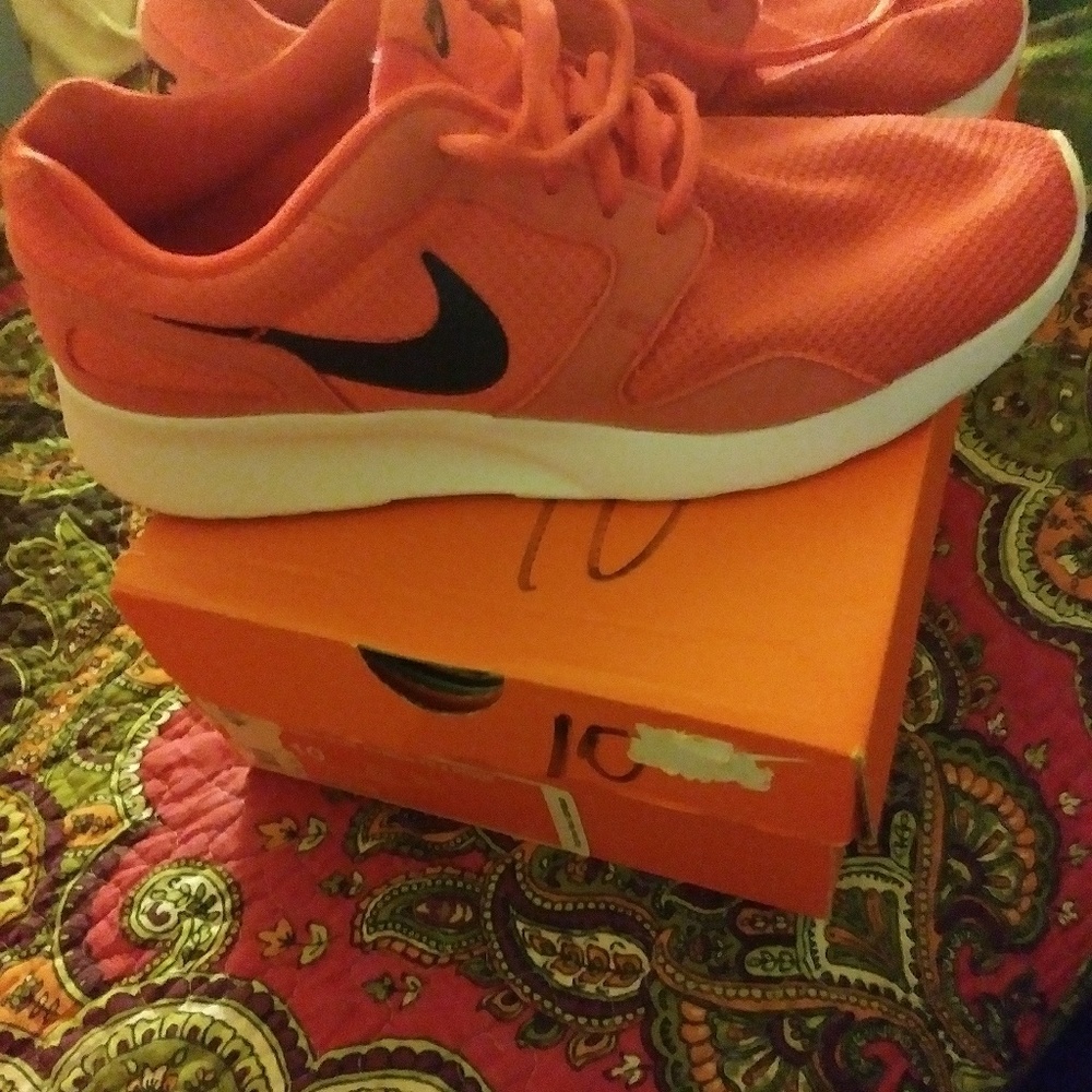 Women's Nike Gym Shoes